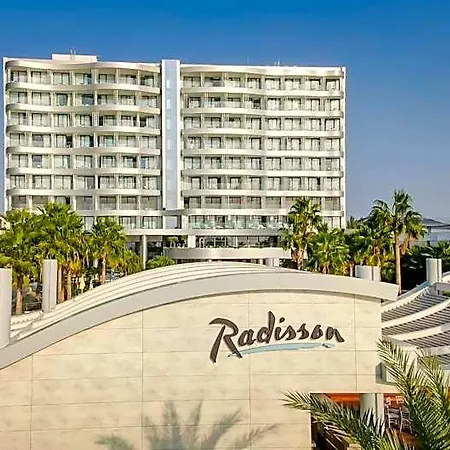 Radisson Larnaca Hotel Livadhia