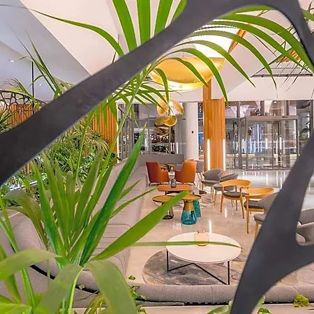 Radisson Larnaca Hotel 3*