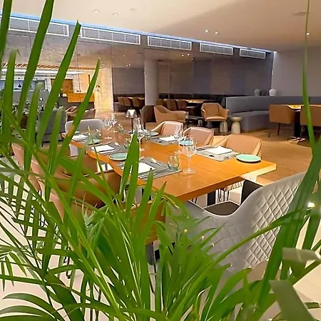 Hotel Radisson Larnaca Livadhia