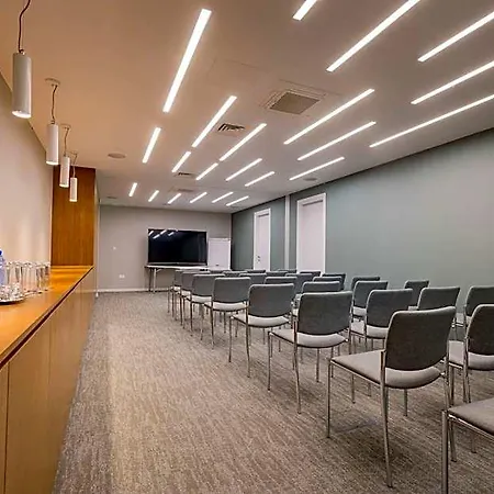 Radisson Larnaca Livadhia
